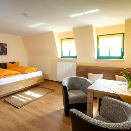 Kraeutermuehlenhof 3*