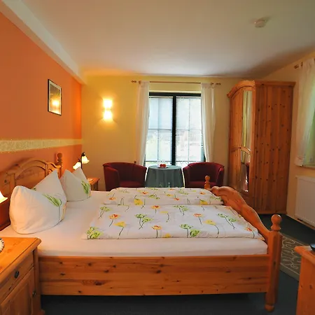 Πανσιόν Kraeutermuehlenhof Burg (Spreewald)